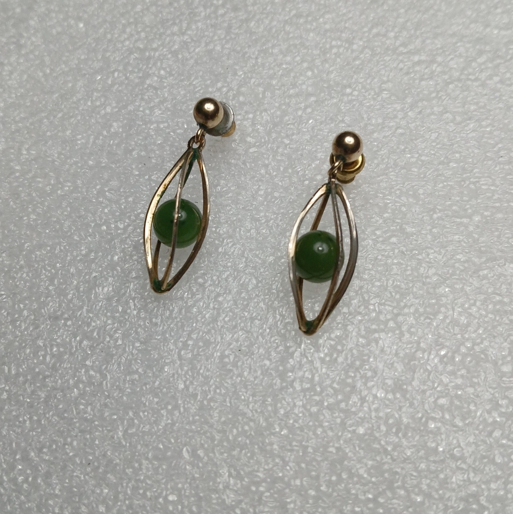 Elegant Gold and Green Earrings
